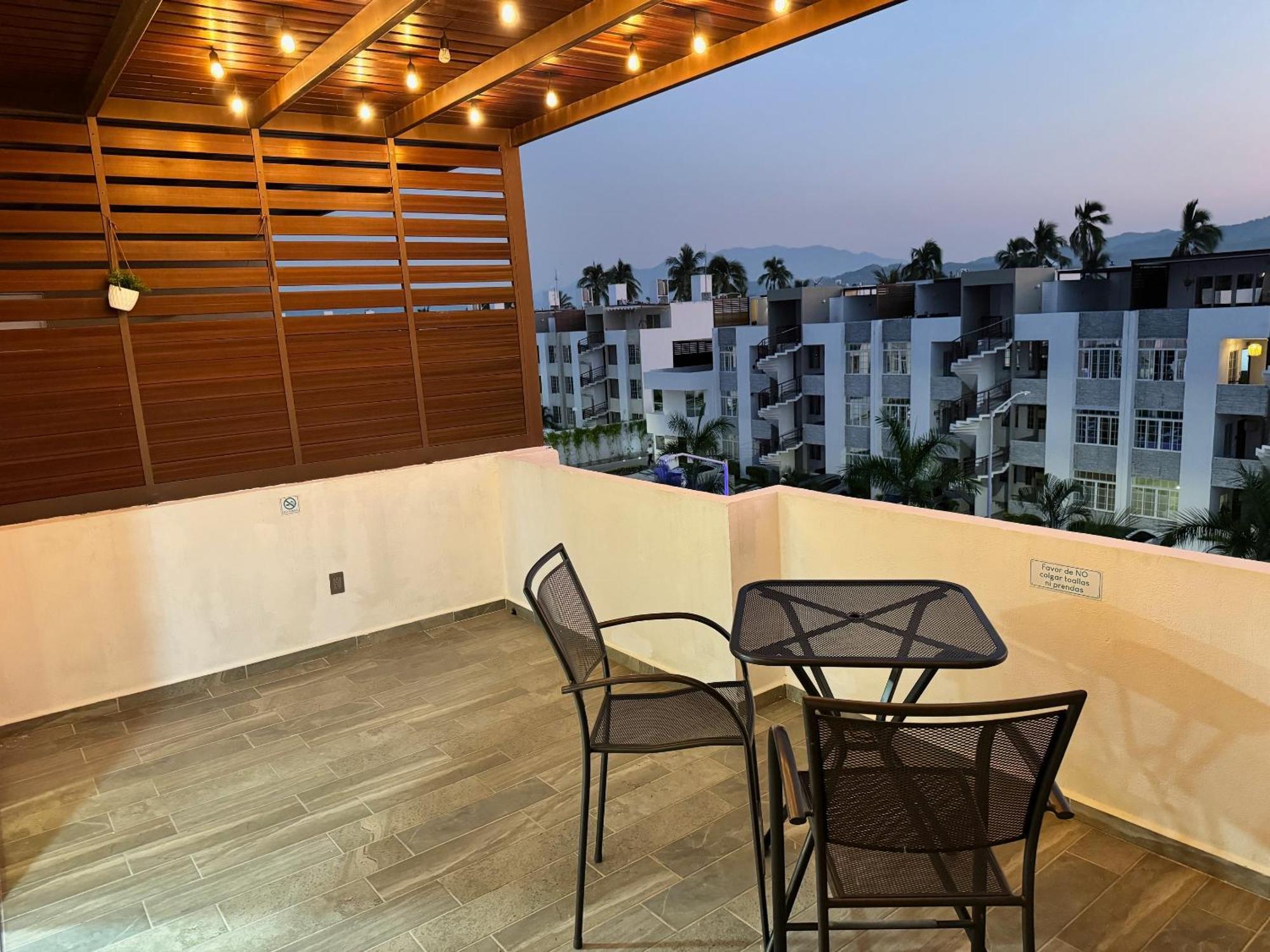 Penthouse Manzanillo Exclusivo Con Alberca Apartment Exterior photo