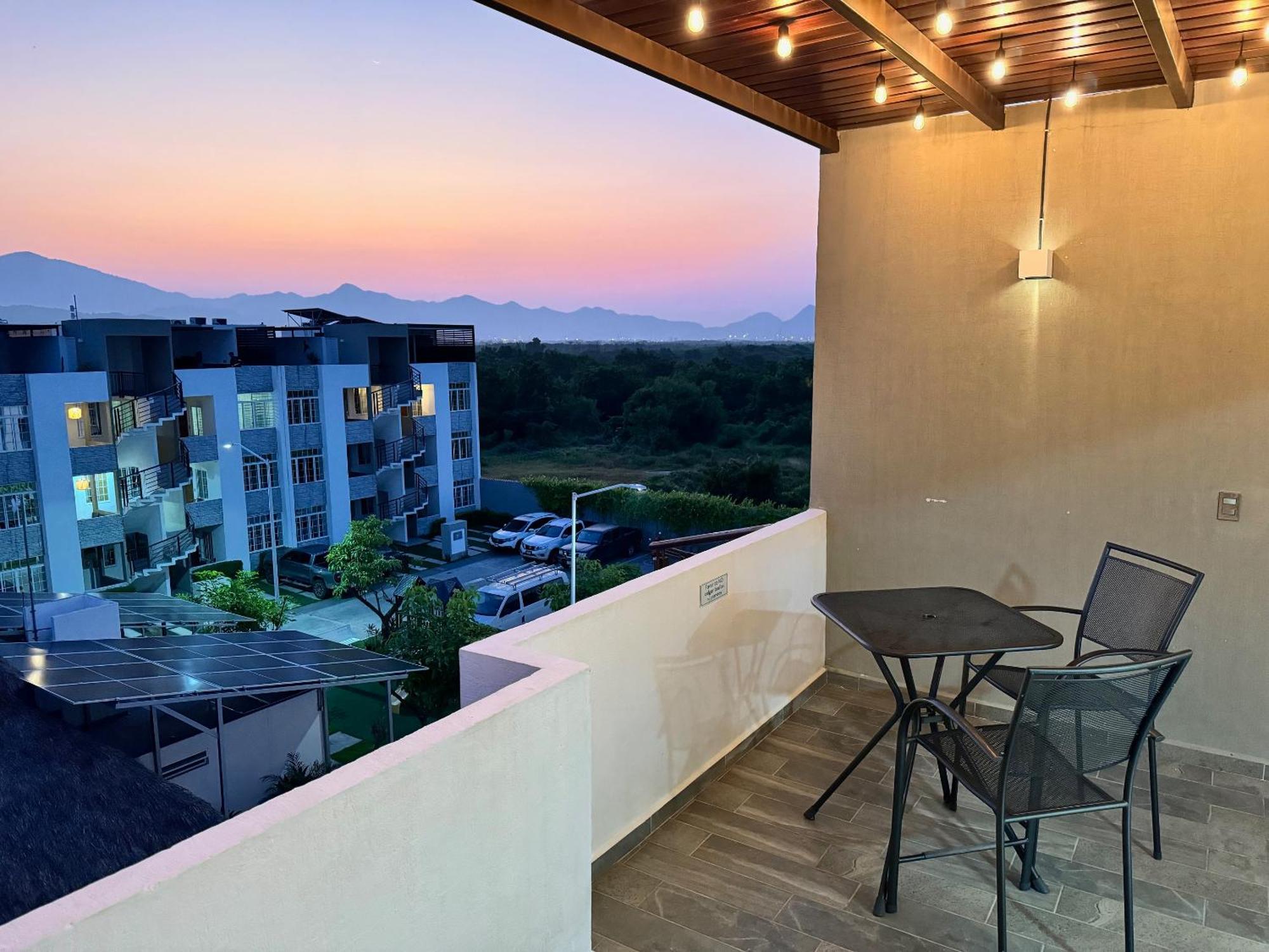 Penthouse Manzanillo Exclusivo Con Alberca Apartment Exterior photo